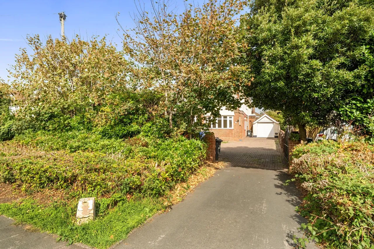 Belle Vue Road, BH6, photo 16