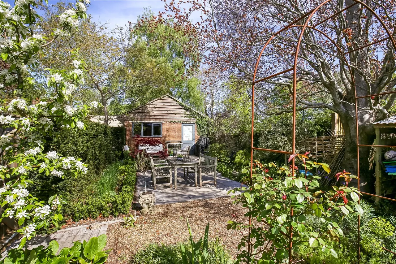 Mill Lane, Romsey, Hampshire, SO51 8EW, photo 16