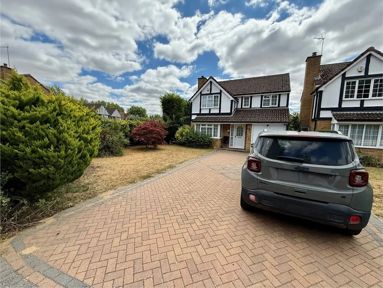 4 bed property to rent — Tennyson avenue