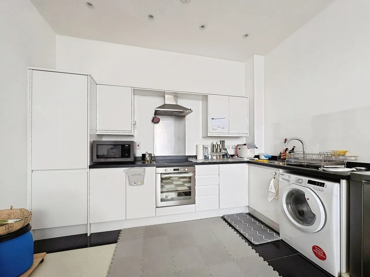 Knoll Road, Camberley, Surrey, GU15 3BP, photo 6