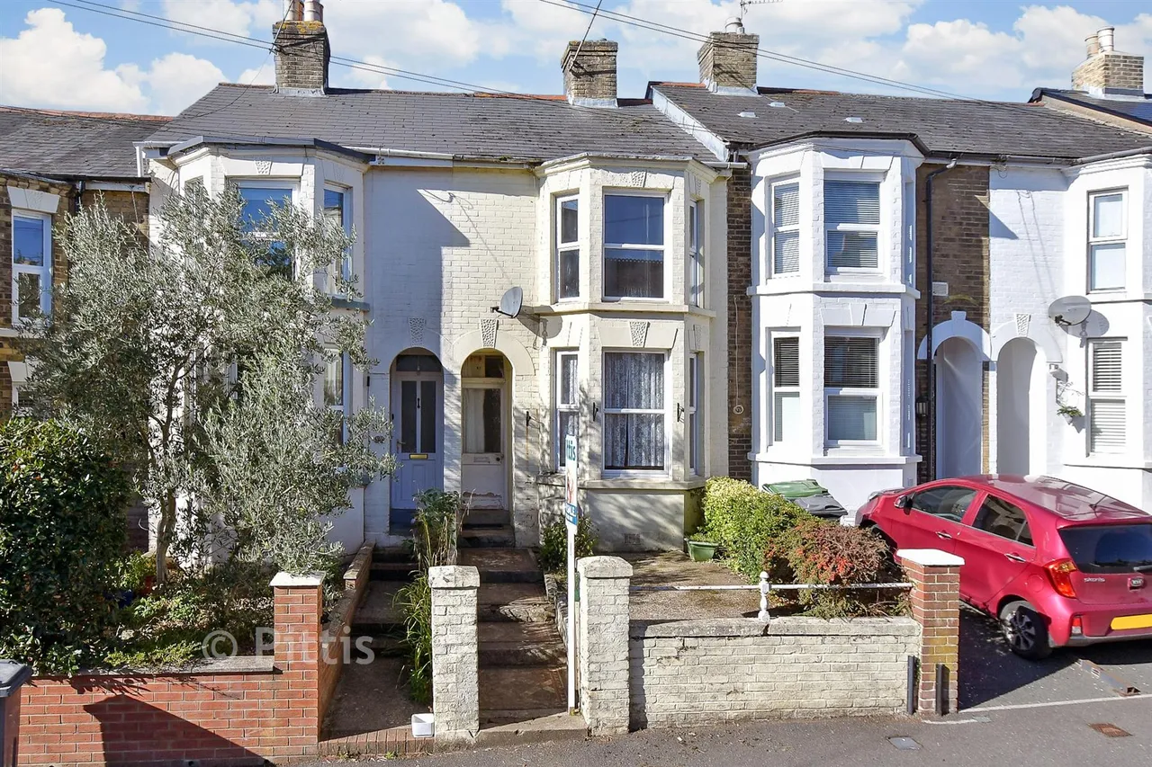 3 bed house for sale, Pelham Road, Cowes, PO31