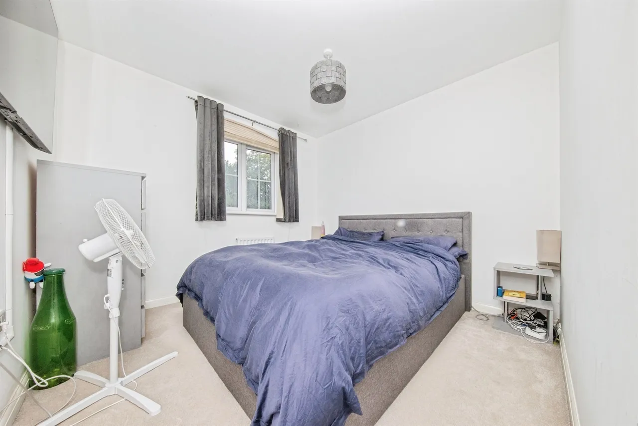 Ivan Blatny Close, IPSWICH, photo 11