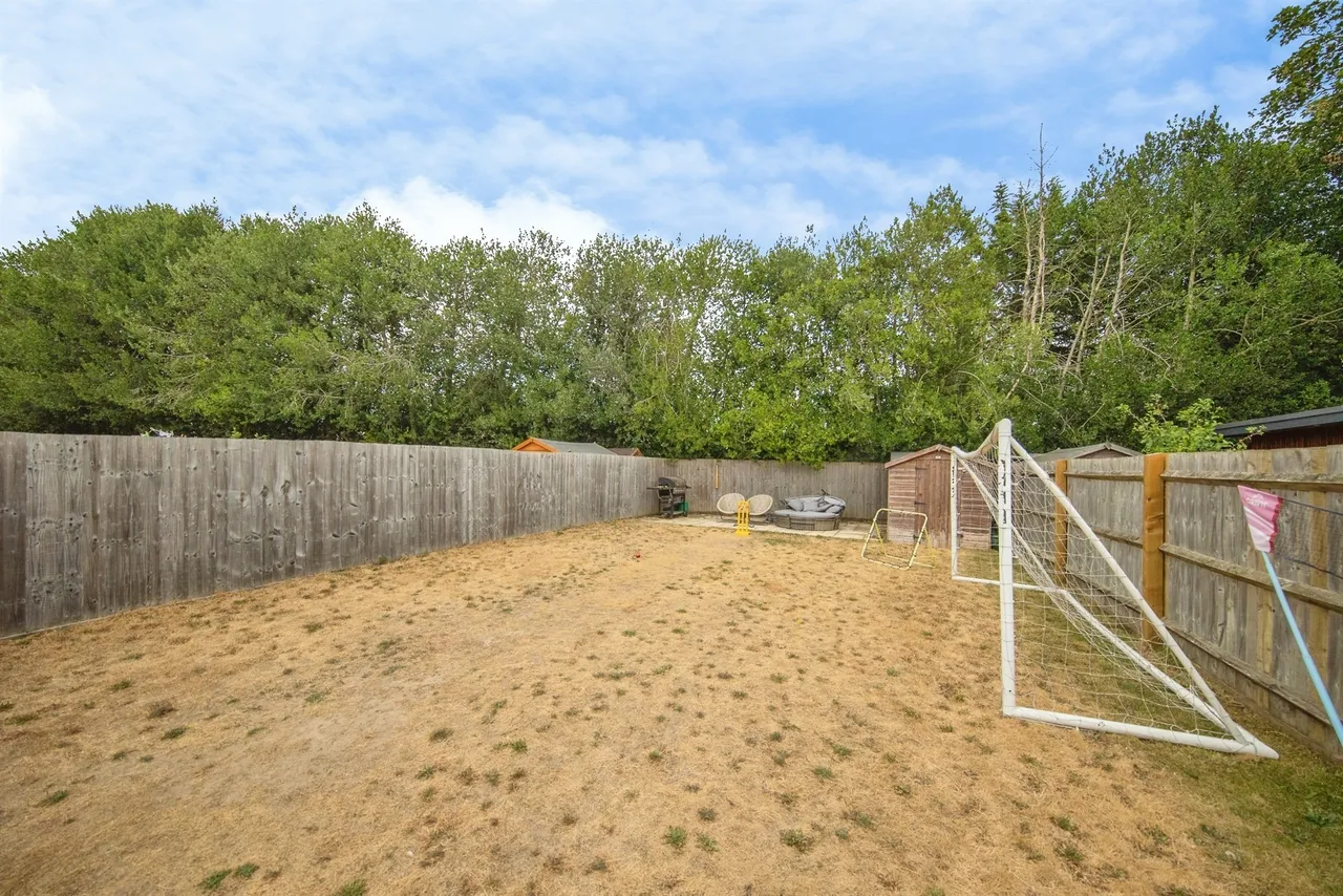 Ivan Blatny Close, IPSWICH, photo 4