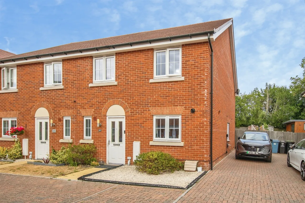 4 bed house for sale — Ivan Blatny Close, IPSWICH