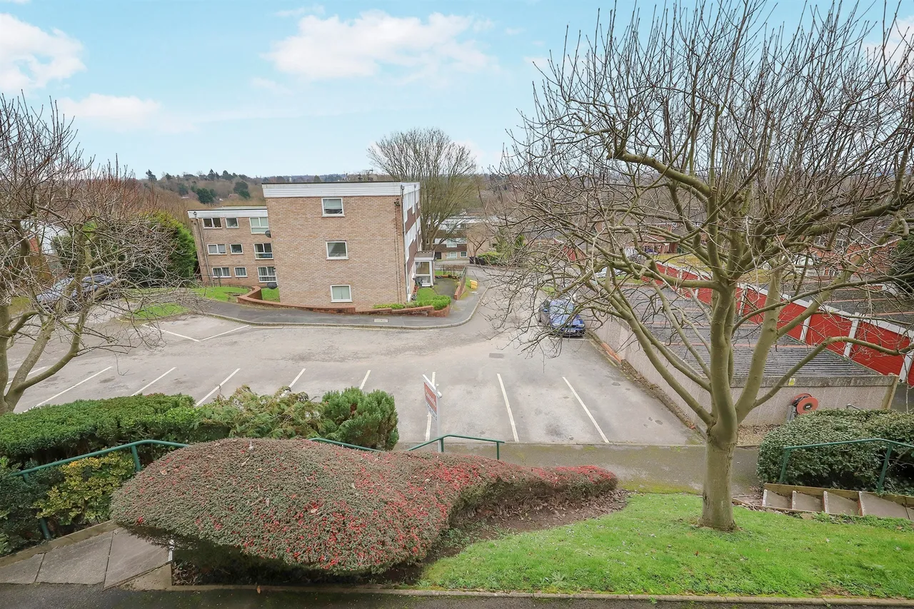 High Meadows, Compton, Wolverhampton, photo 12