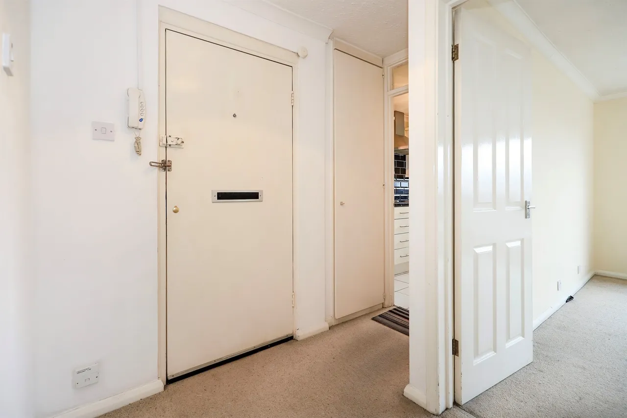 High Meadows, Compton, Wolverhampton, photo 10