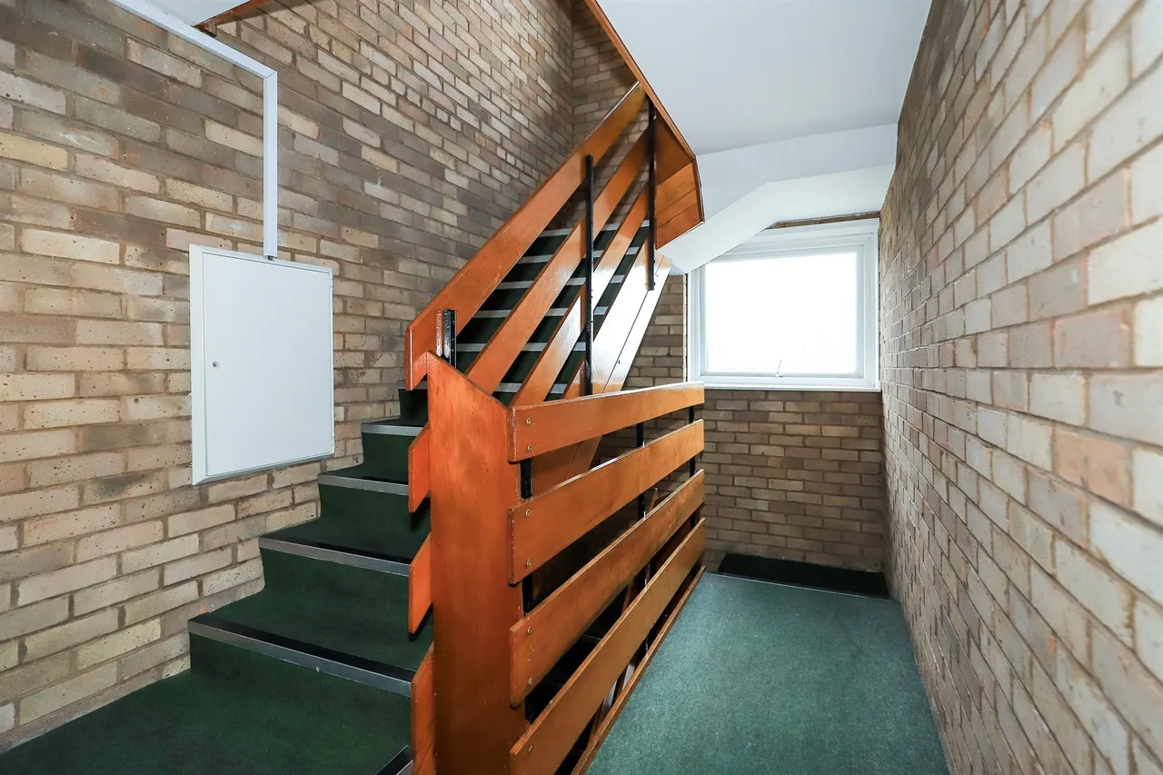 High Meadows, Compton, Wolverhampton, photo 8