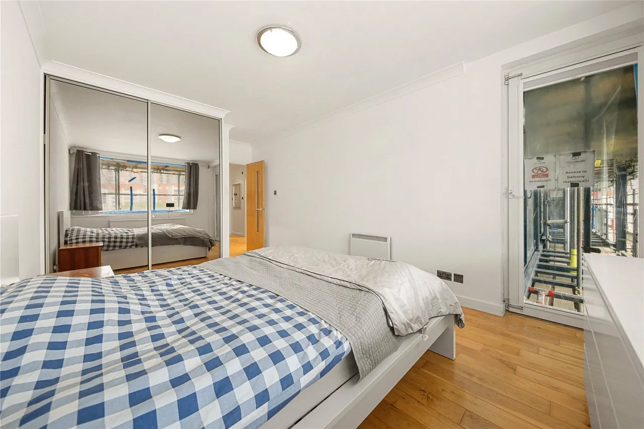 Boardwalk Place, Poplar Dock Marina, E14, photo 15