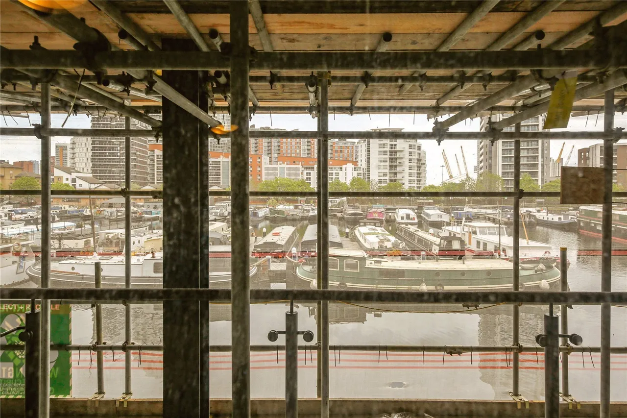 Boardwalk Place, Poplar Dock Marina, E14, photo 24