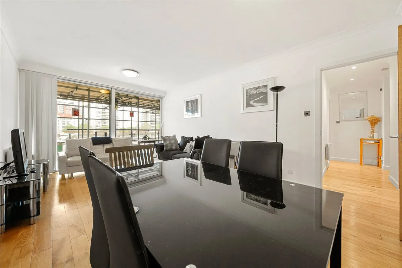 Boardwalk Place, Poplar Dock Marina, E14, photo 11