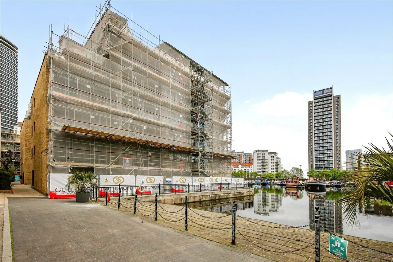 Boardwalk Place, Poplar Dock Marina, E14, photo 25