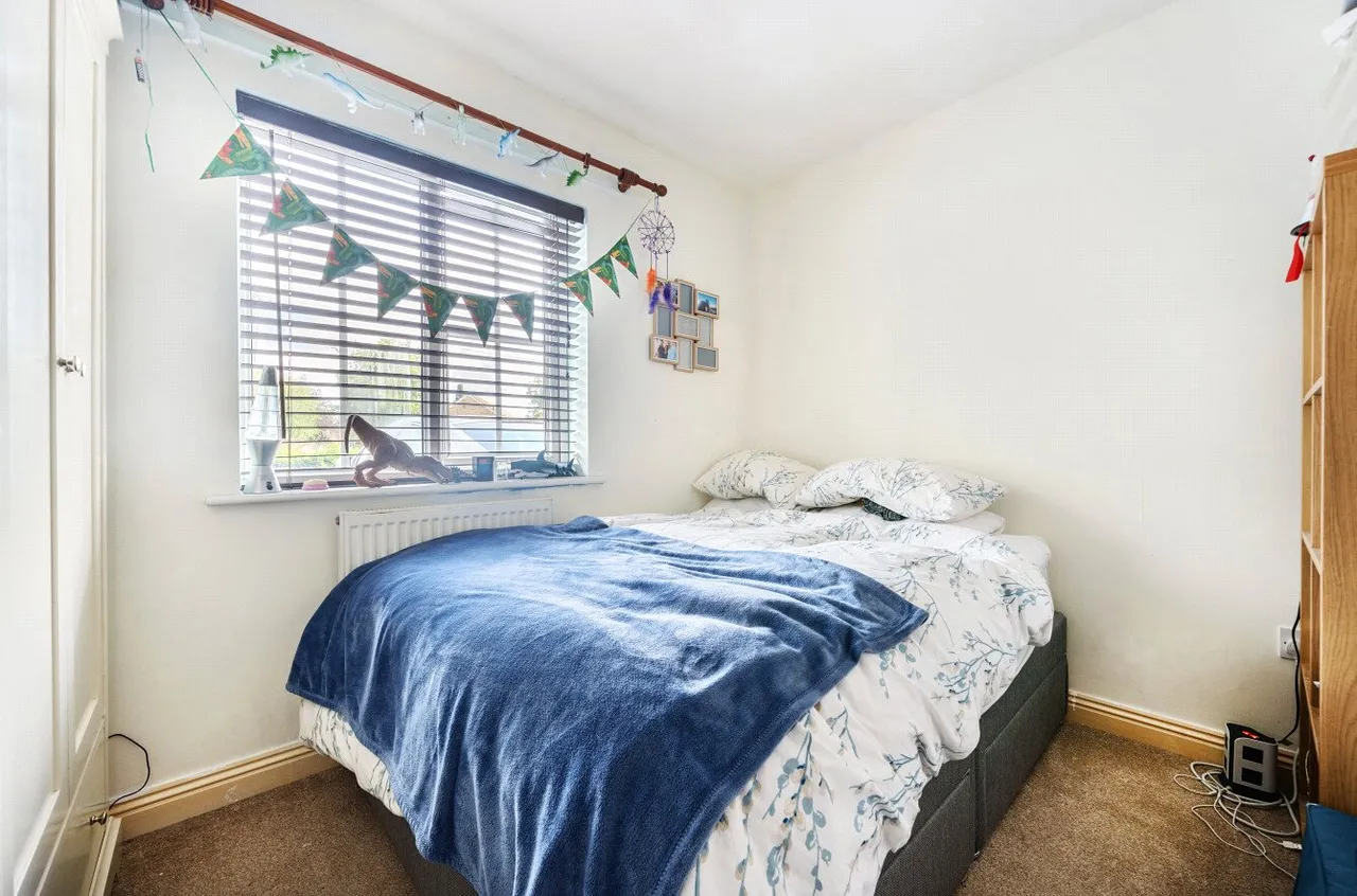 Roebuck Estate, Binfield, Bracknell, Berkshire, RG42 4DD, photo 6