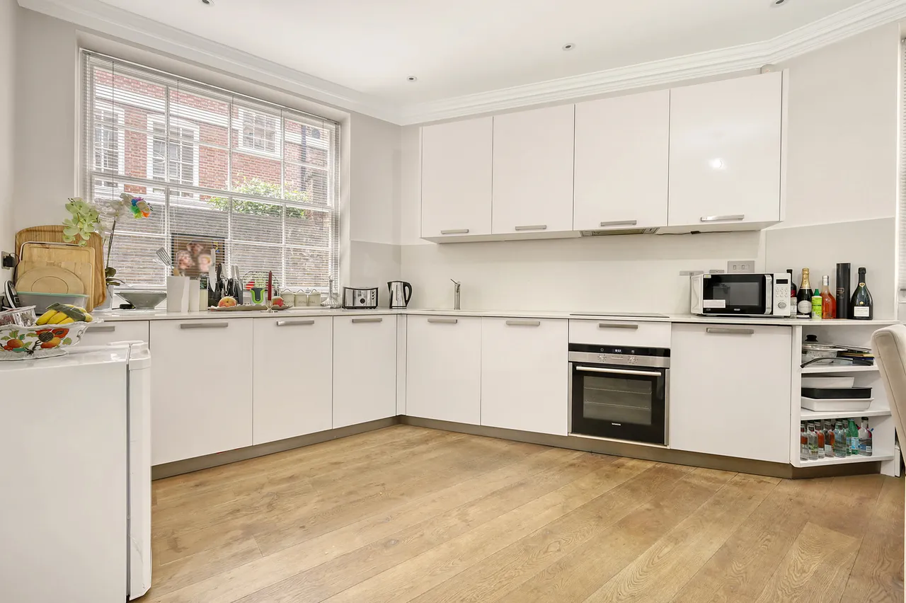 Red Lion Court, London, EC4A, photo 8
