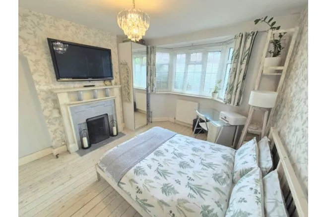 Farm Avenue, Streatham, photo 9