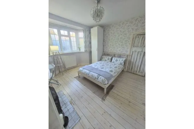 Farm Avenue, Streatham, photo 8
