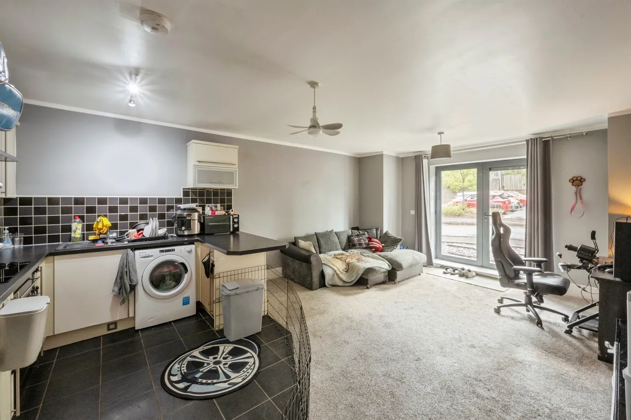 Kilner Court, Denaby Main, DN12, photo 8