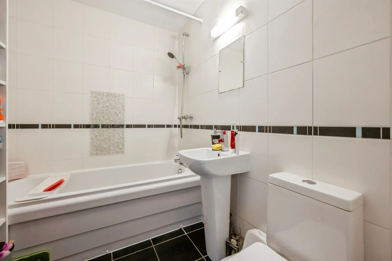 Kilner Court, Denaby Main, DN12, photo 4