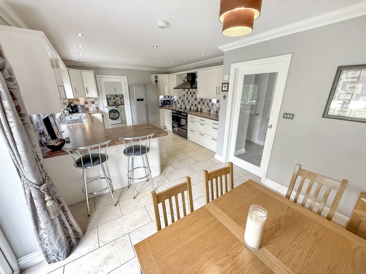 Acacia Drive, Westbury, photo 6