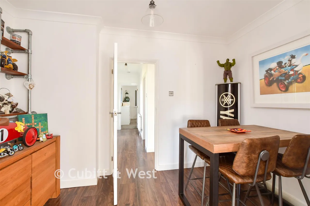 Muirfield Close, Worthing, BN13, photo 10