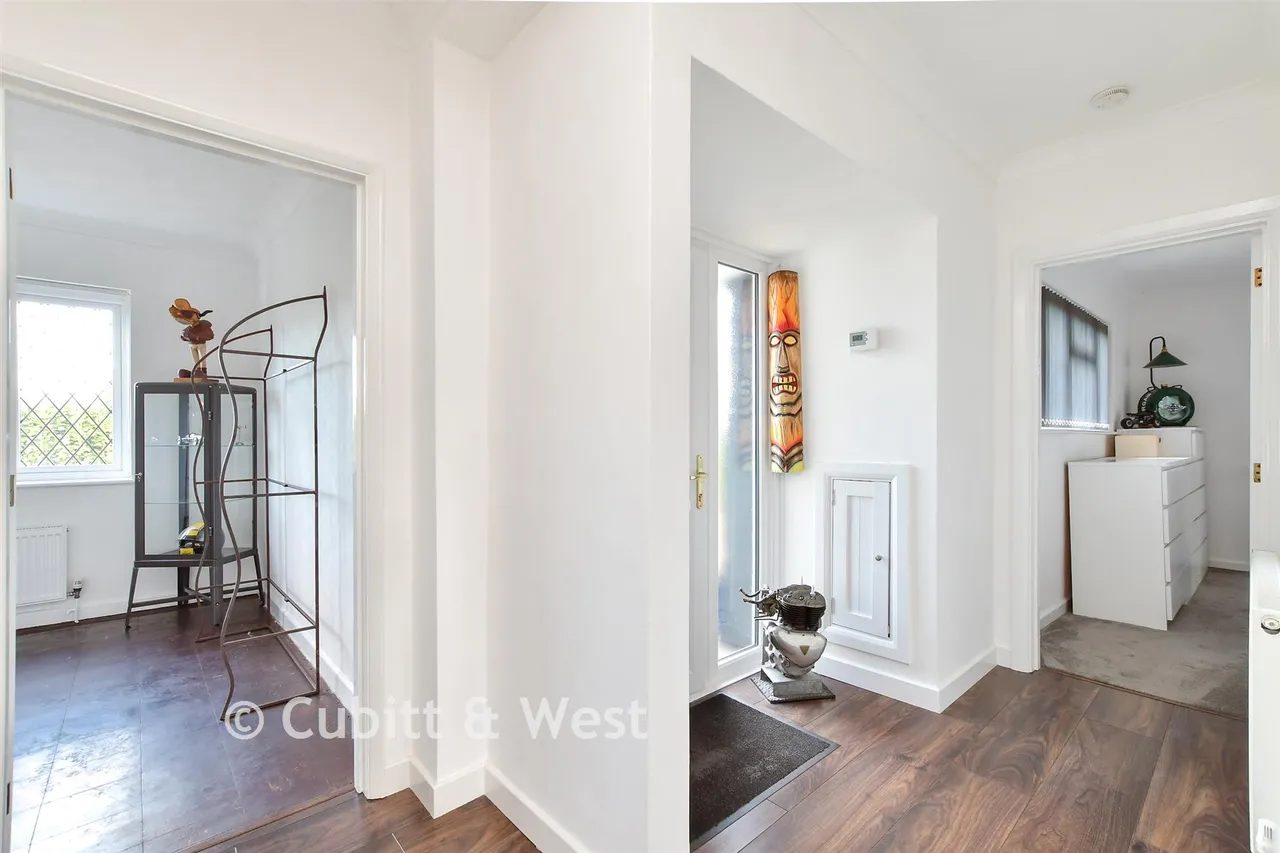 Muirfield Close, Worthing, BN13, photo 12