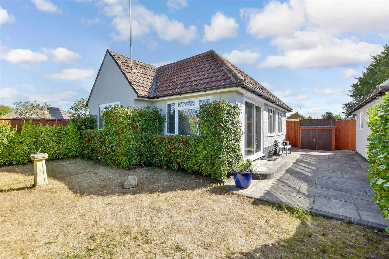 Muirfield Close, Worthing, BN13, photo 2
