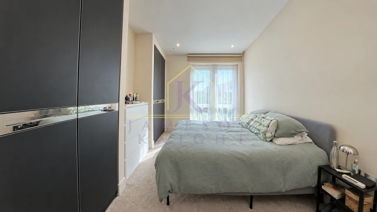 Cascade Way, London, W12, photo 2