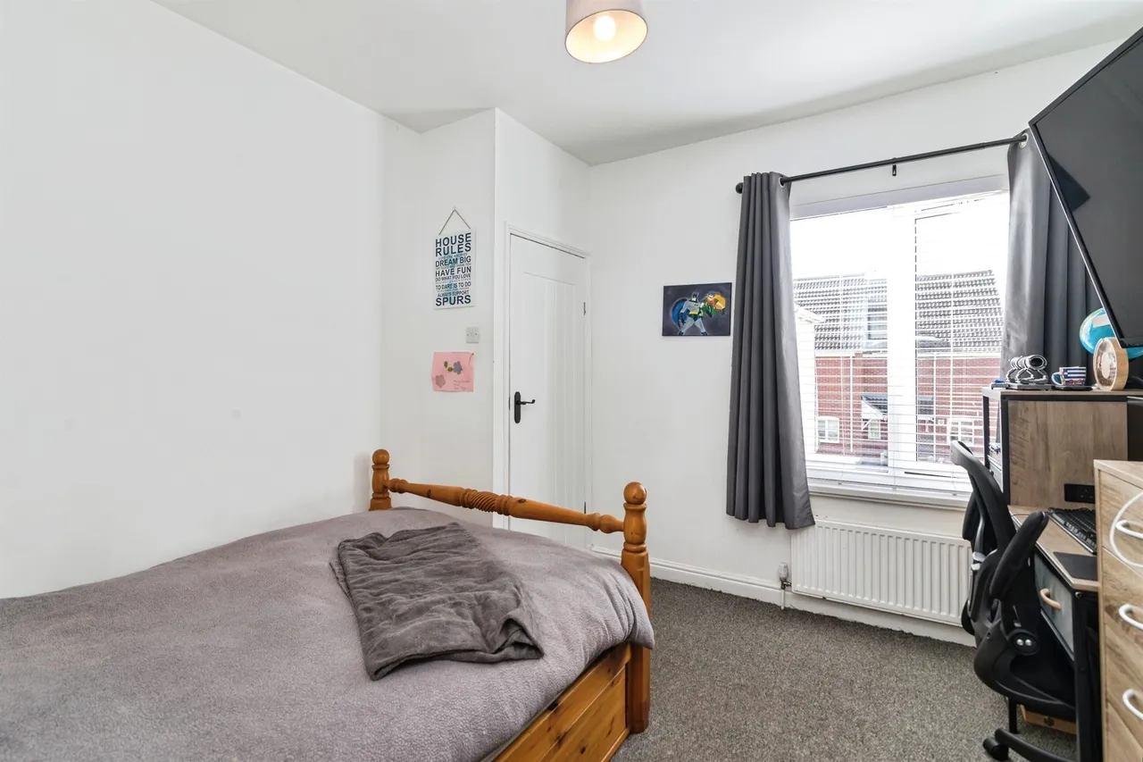 Maidstone Road, Lowestoft, photo 12