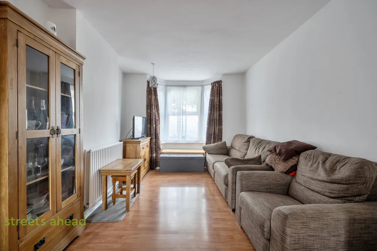Dennett Road, Croydon, CR0, photo 8