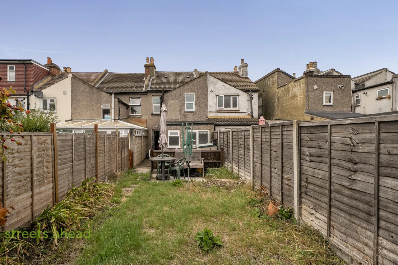 Dennett Road, Croydon, CR0, photo 19