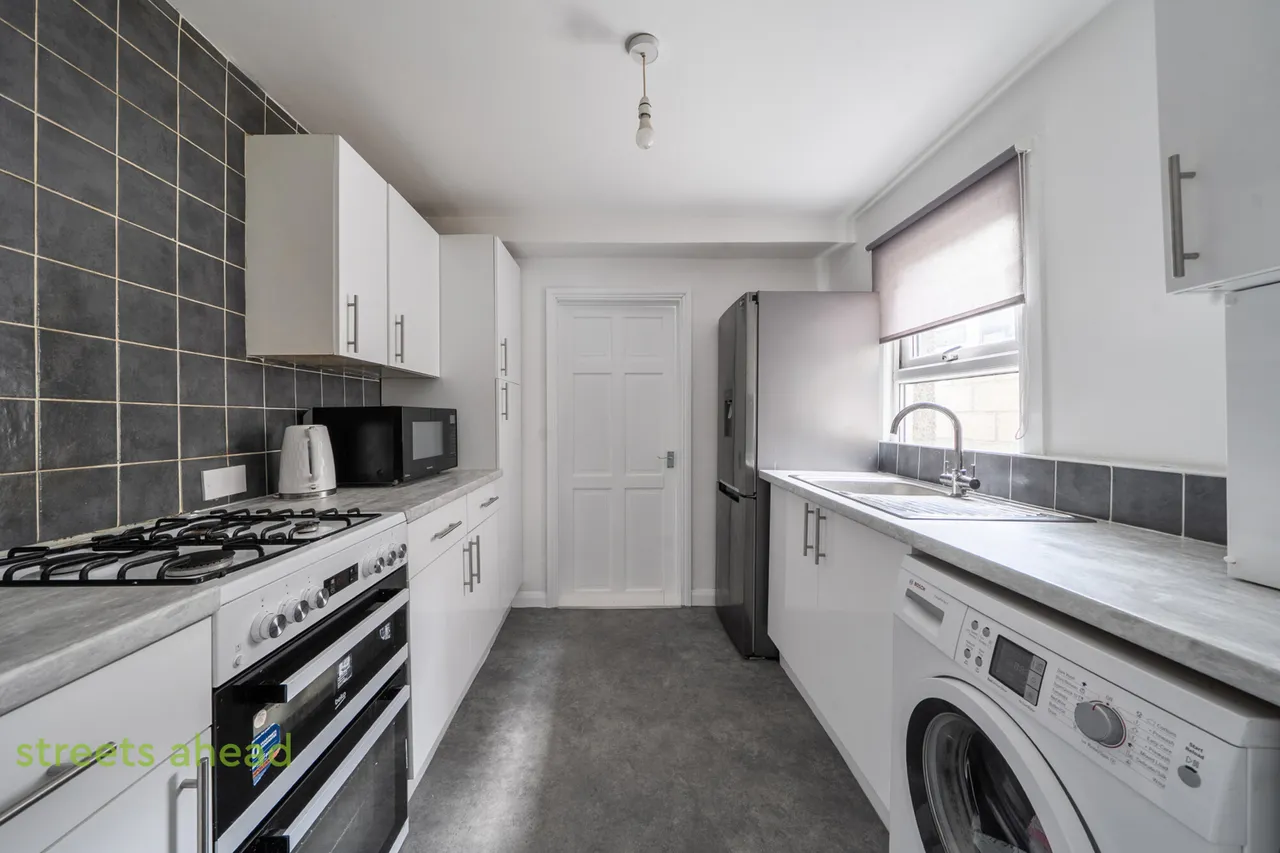 Dennett Road, Croydon, CR0, photo 12