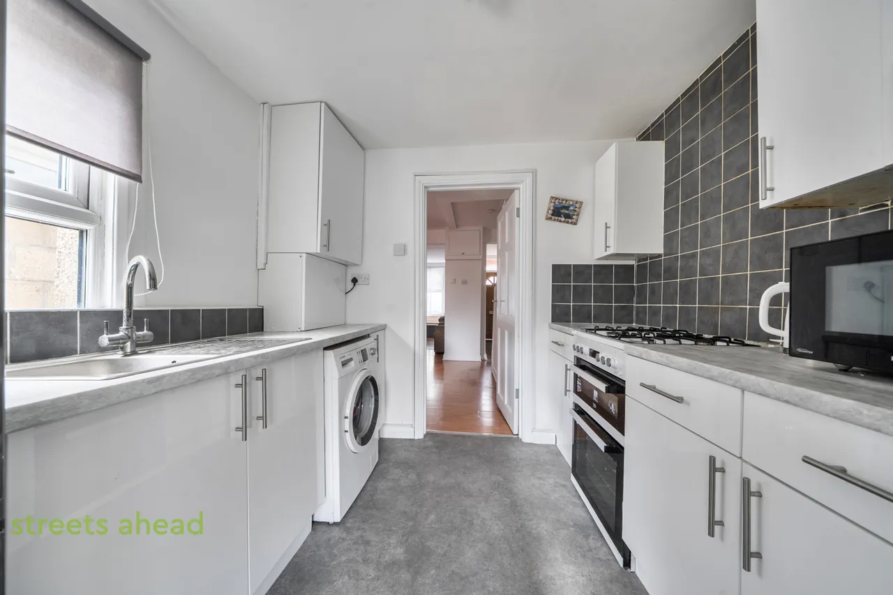 Dennett Road, Croydon, CR0, photo 14
