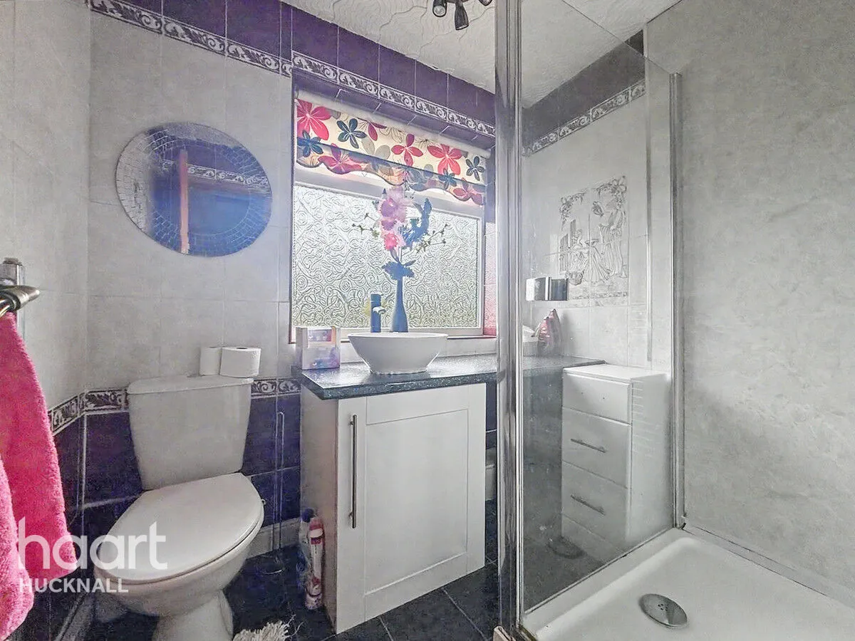 Wings Drive, Nottingham, NG15, photo 13