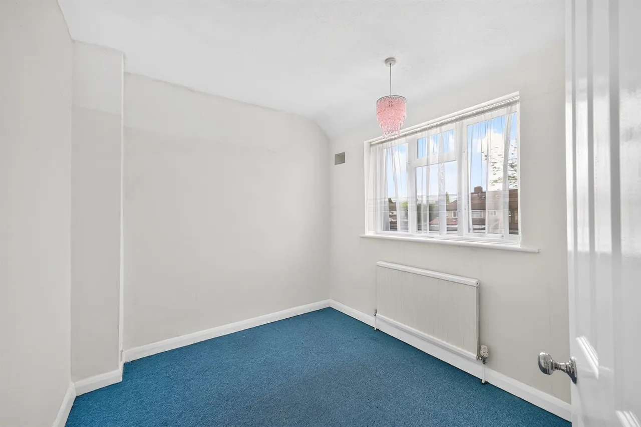 Risborough Drive, Worcester Park, photo 12