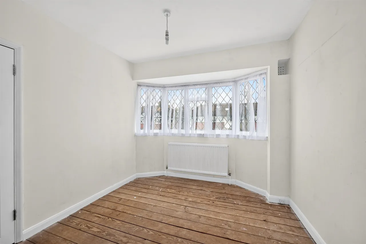 Risborough Drive, Worcester Park, photo 11