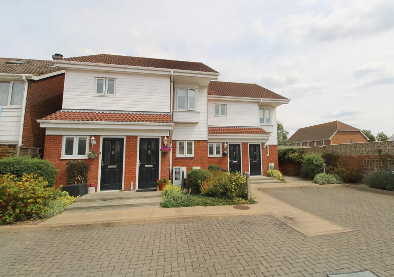Ashmead Close, Ashford, photo 8
