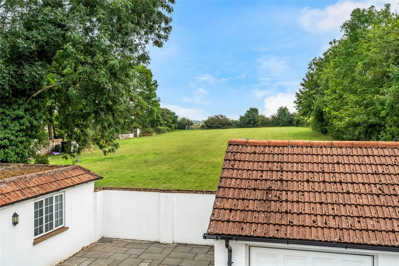 Shere Road, West Clandon, GU4, photo 17