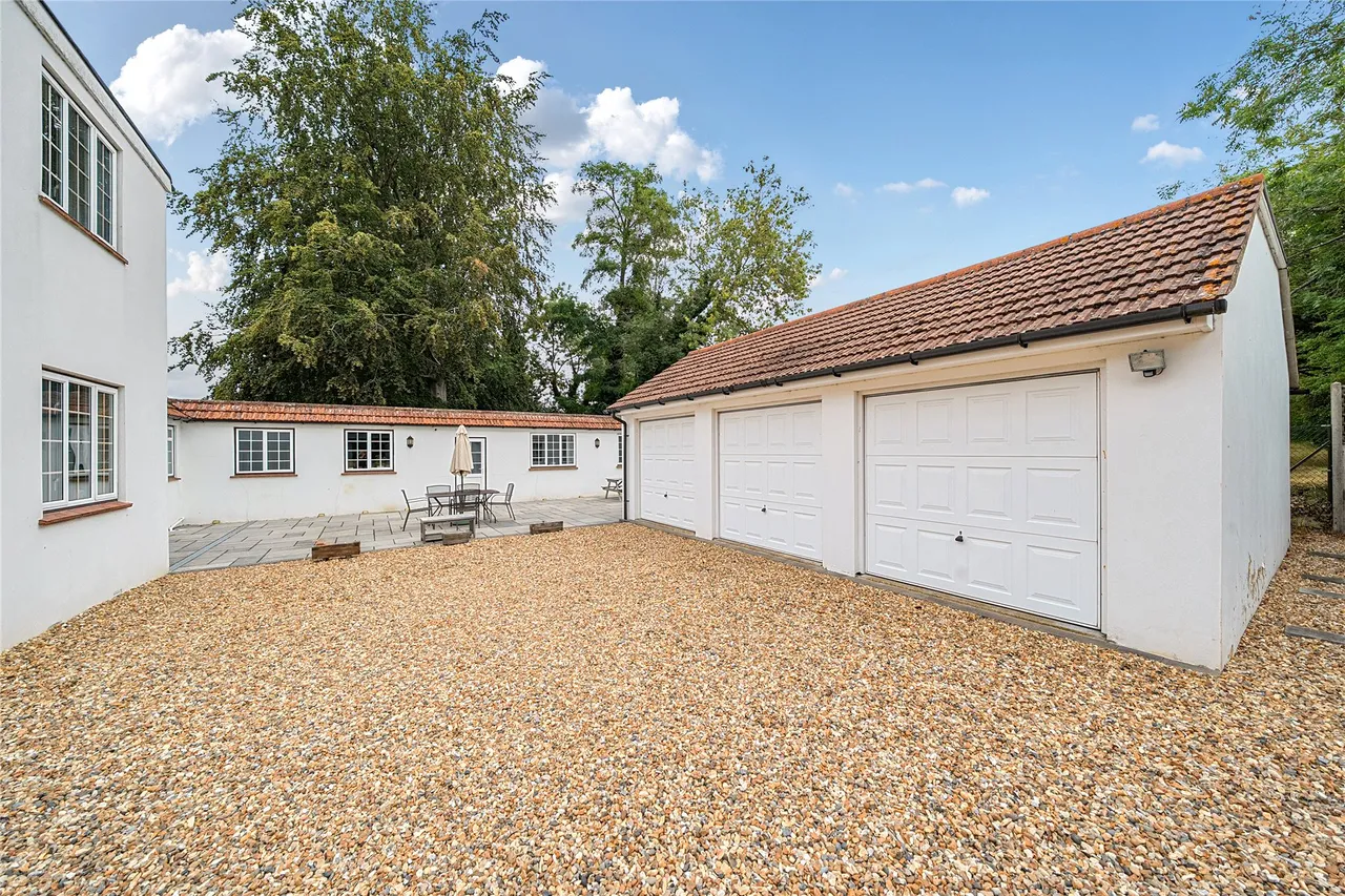 Shere Road, West Clandon, GU4, photo 18