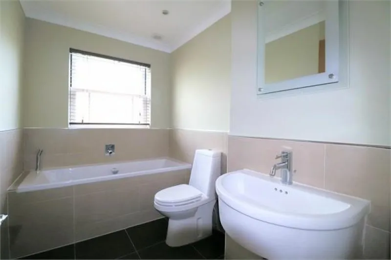 St Agnes Cottages, Halfpenny Lane, photo 11
