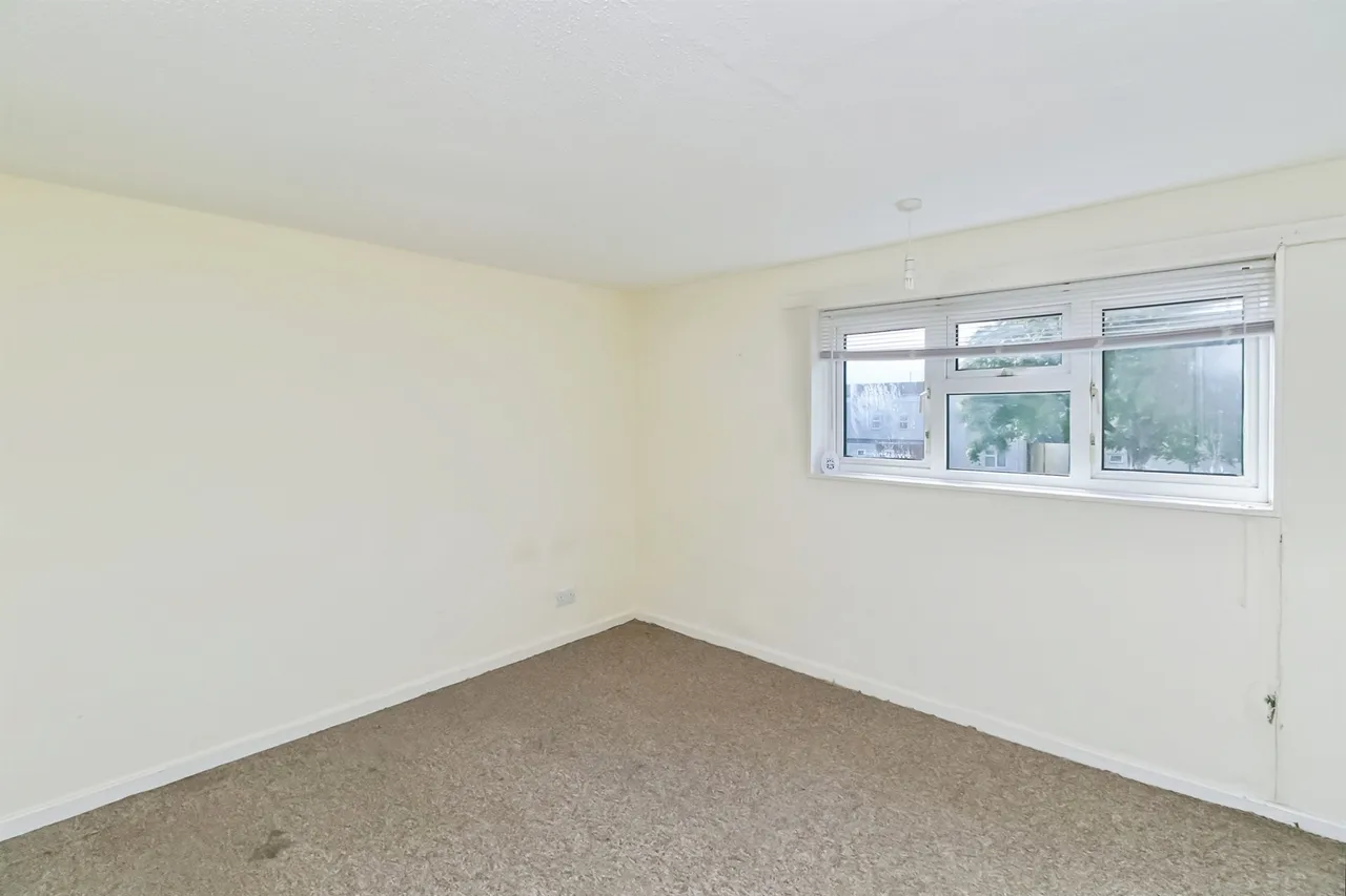 Mallory Close, Barry, CF62, photo 8