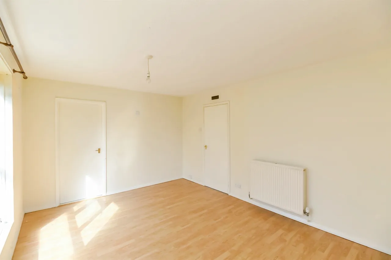 Mallory Close, Barry, CF62, photo 7
