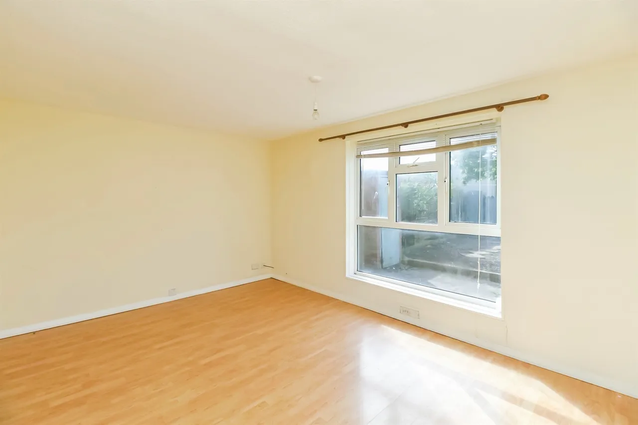 Mallory Close, Barry, CF62, photo 6