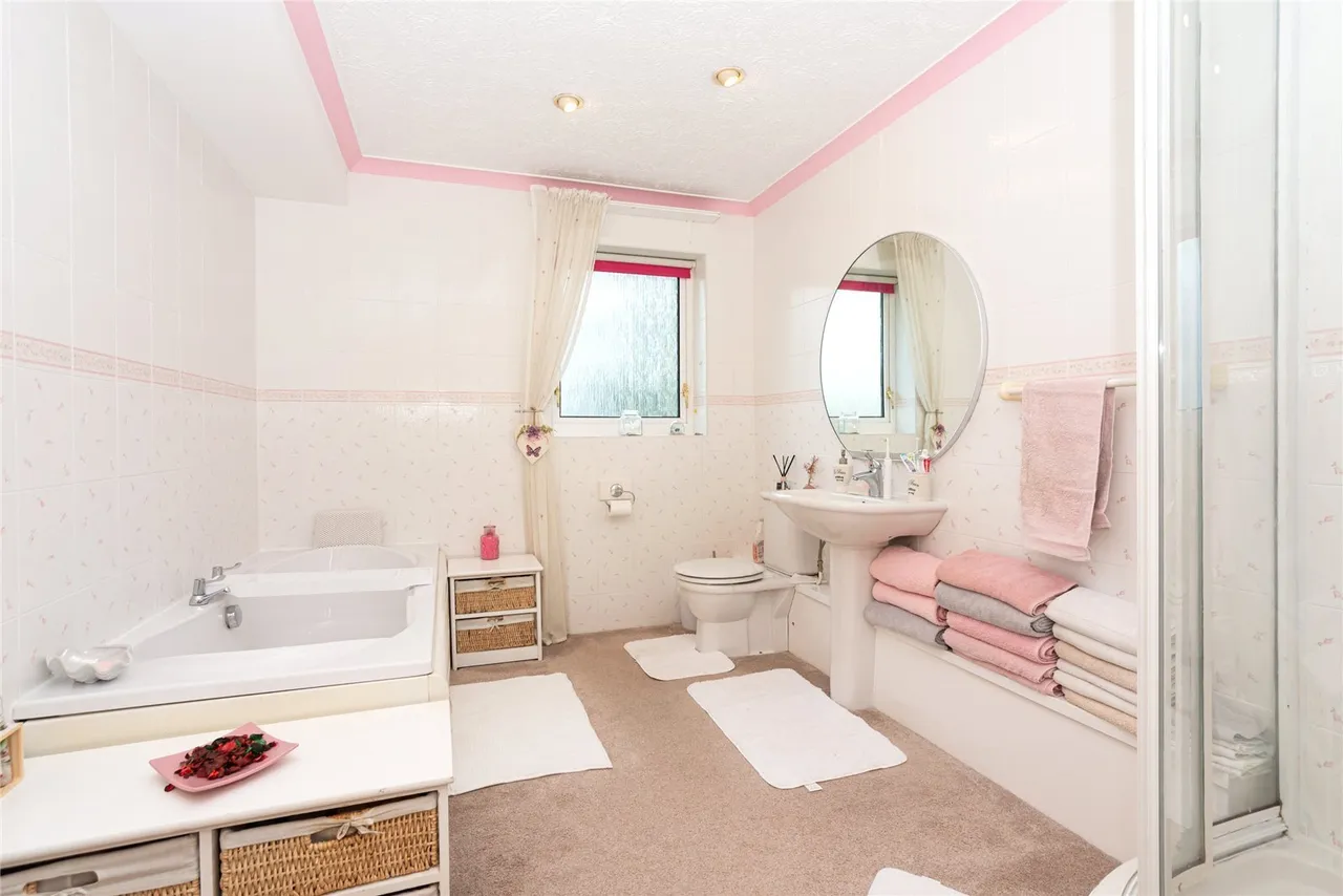 Priestley Road, Caernarfon, photo 12