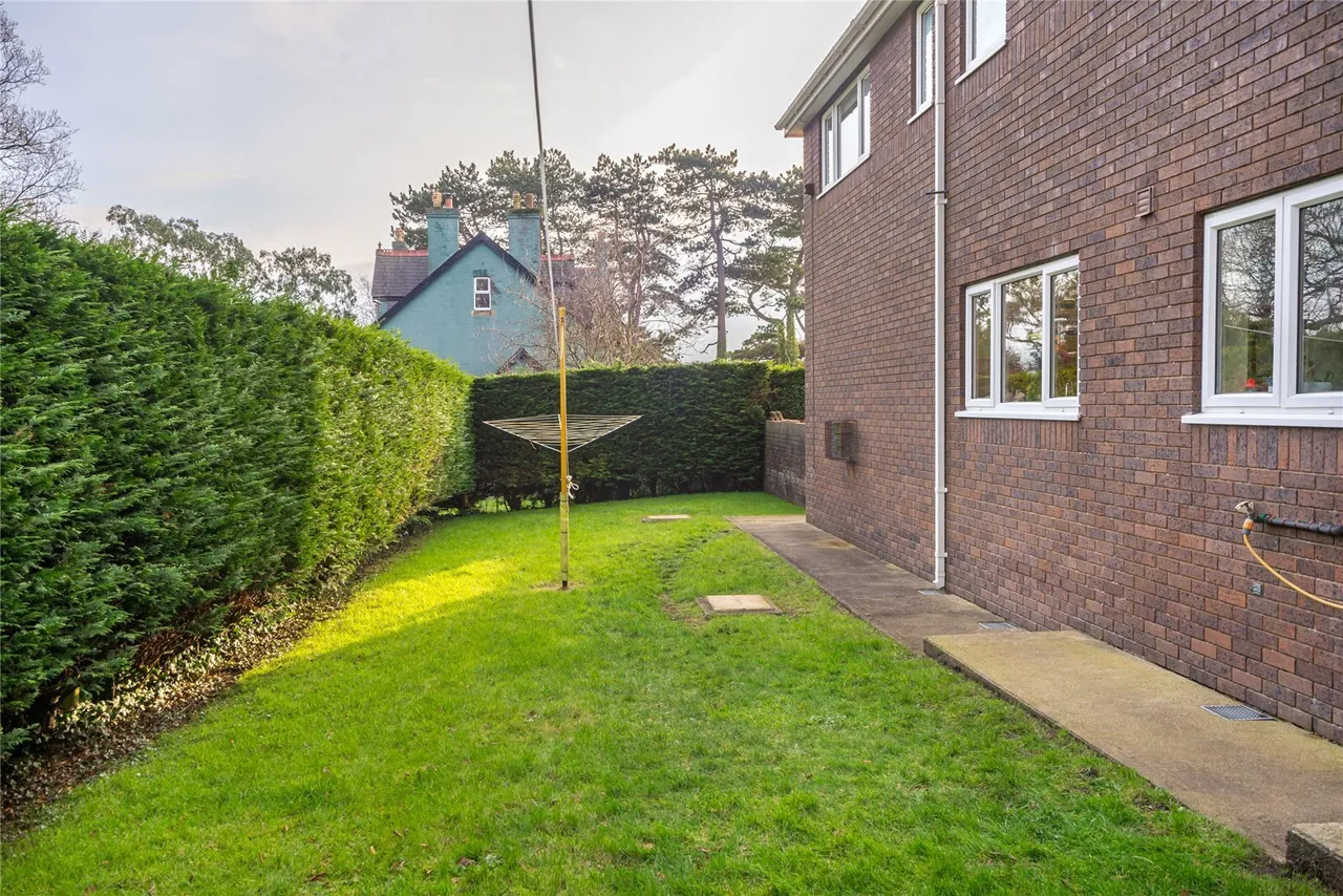 Priestley Road, Caernarfon, photo 30