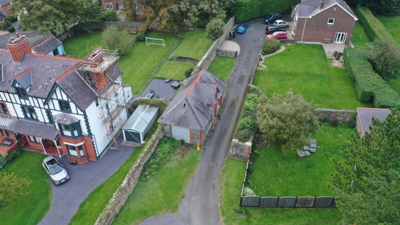 Priestley Road, Caernarfon, photo 14