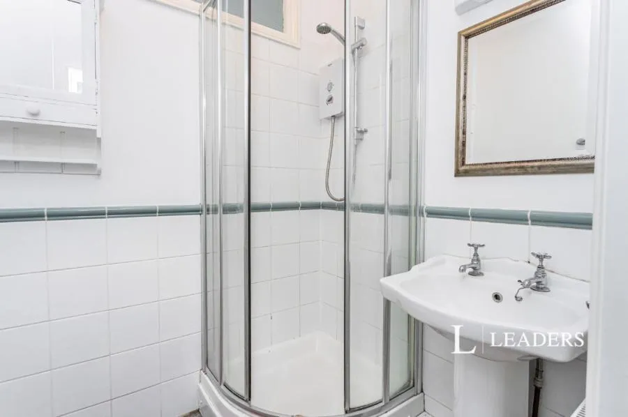 Sydney Road, Haywards Heath, RH16, photo 6