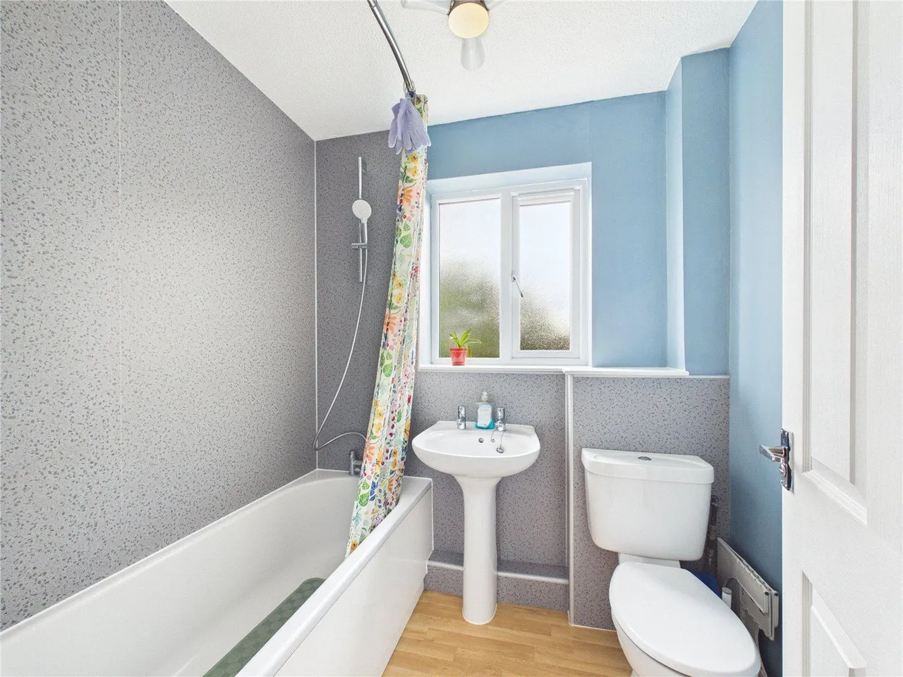 Lees Lane, North Common, BS30, photo 17