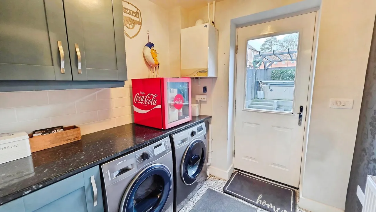 Pentland Drive, Greylees, NG34, photo 19