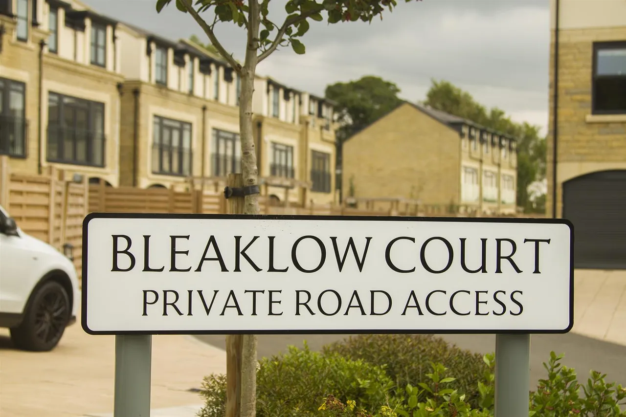 Bleaklow Court, Hawkshaw, Bury, BL8 4PT, photo 76