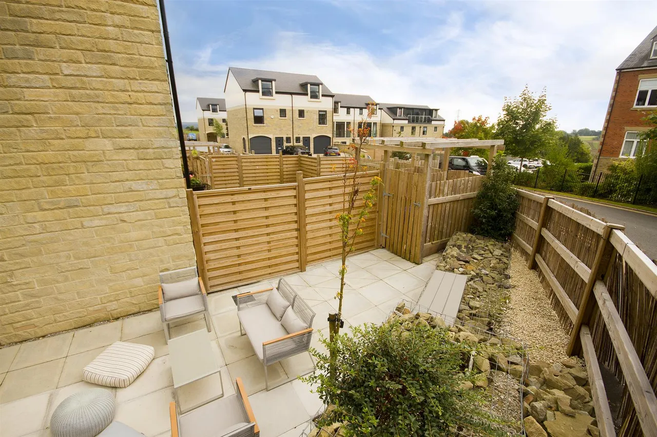 Bleaklow Court, Hawkshaw, Bury, BL8 4PT, photo 67