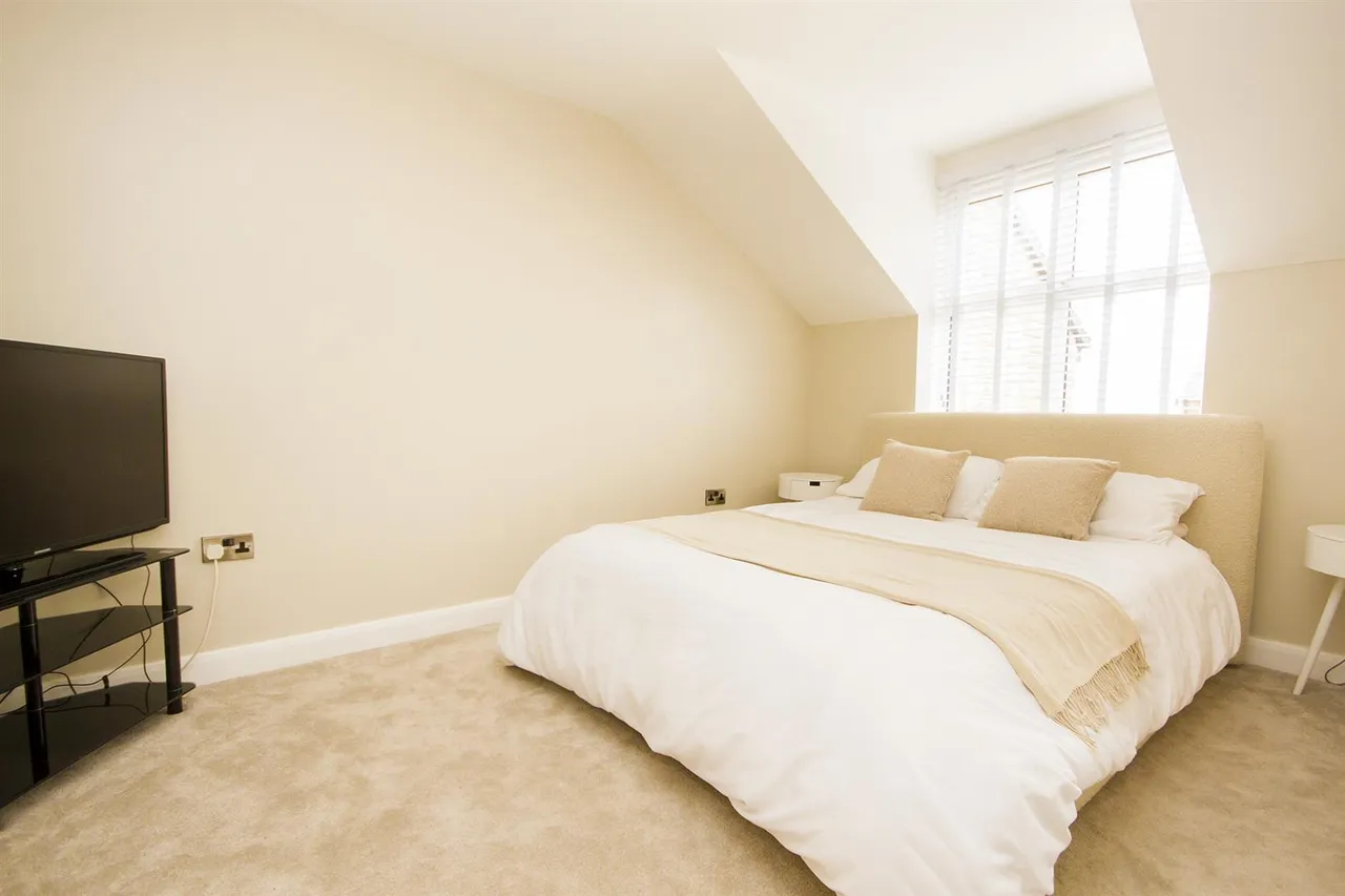 Bleaklow Court, Hawkshaw, Bury, BL8 4PT, photo 41